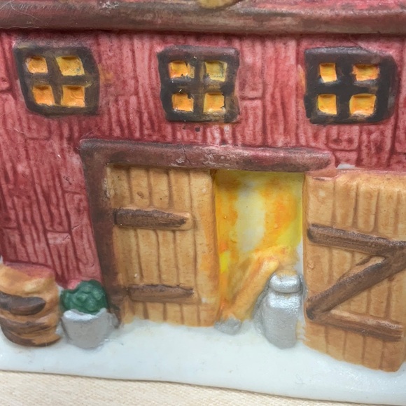 Porcelain Lighted Hay Barn - Picture 8 of 13